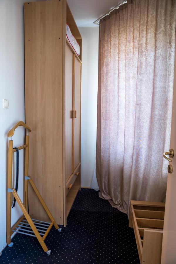Ni Garni Hotel Panorama Lux מראה חיצוני תמונה