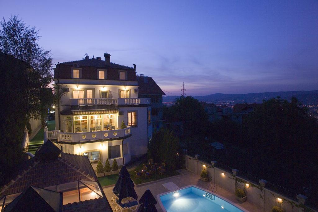 Ni Garni Hotel Panorama Lux מראה חיצוני תמונה